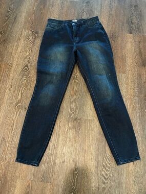 True Grit Women's Indigo Skinny Jeans